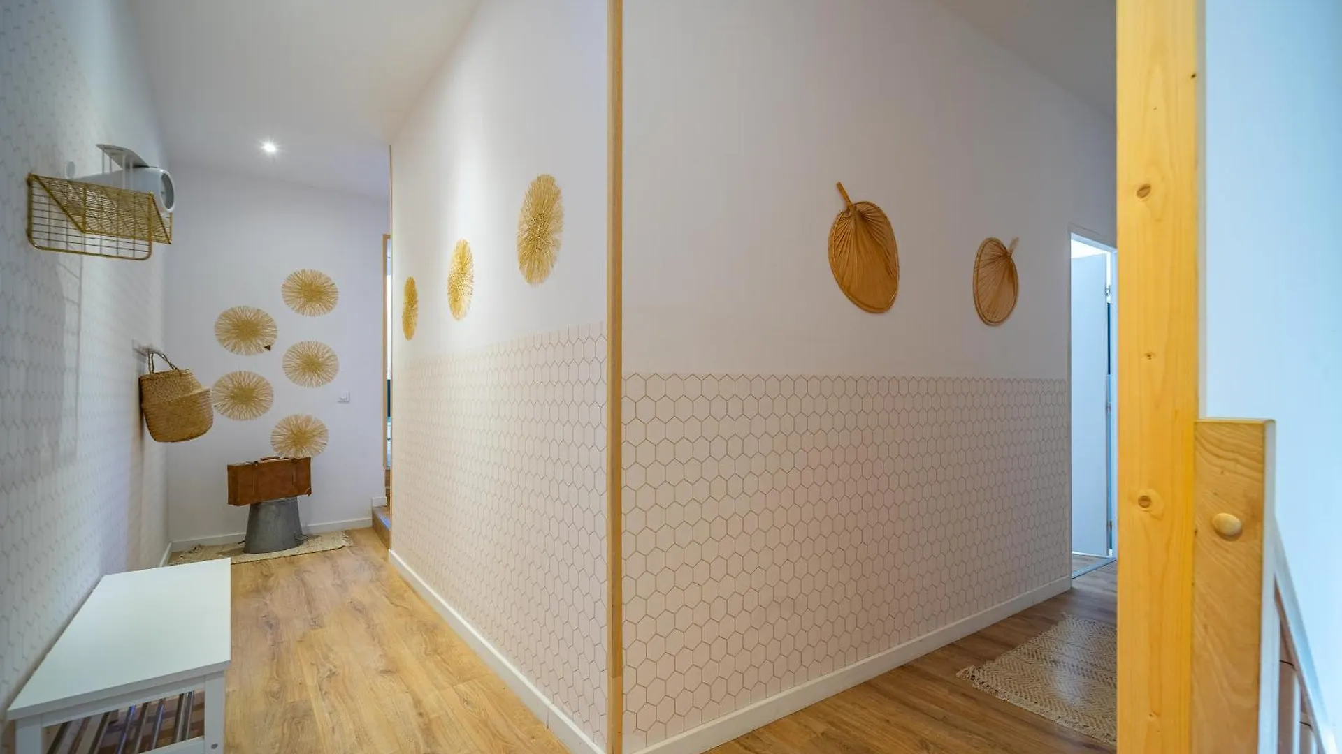 Cosy Room'S Frontonas Apartment