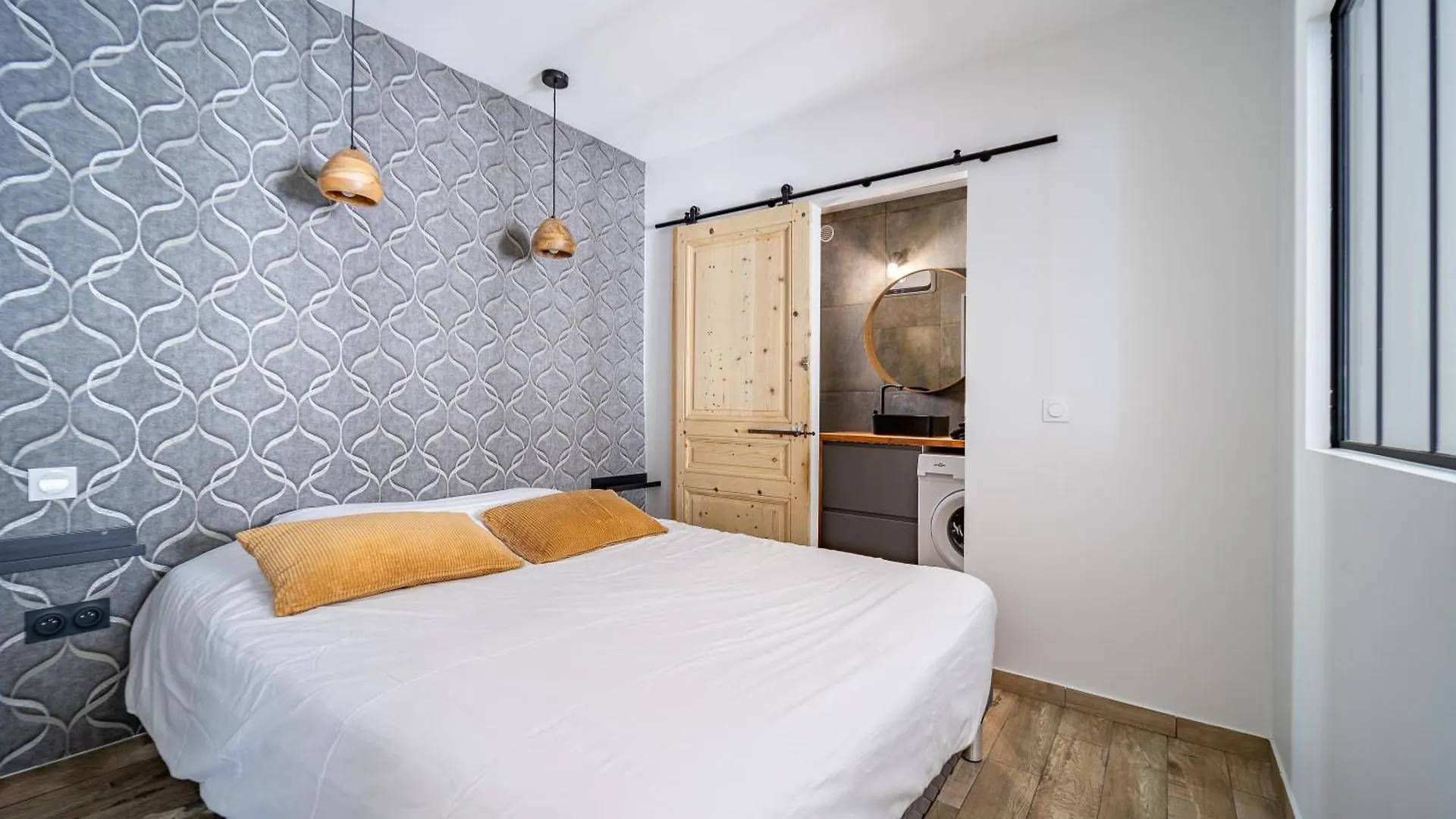 Cosy Room'S Frontonas 0*,