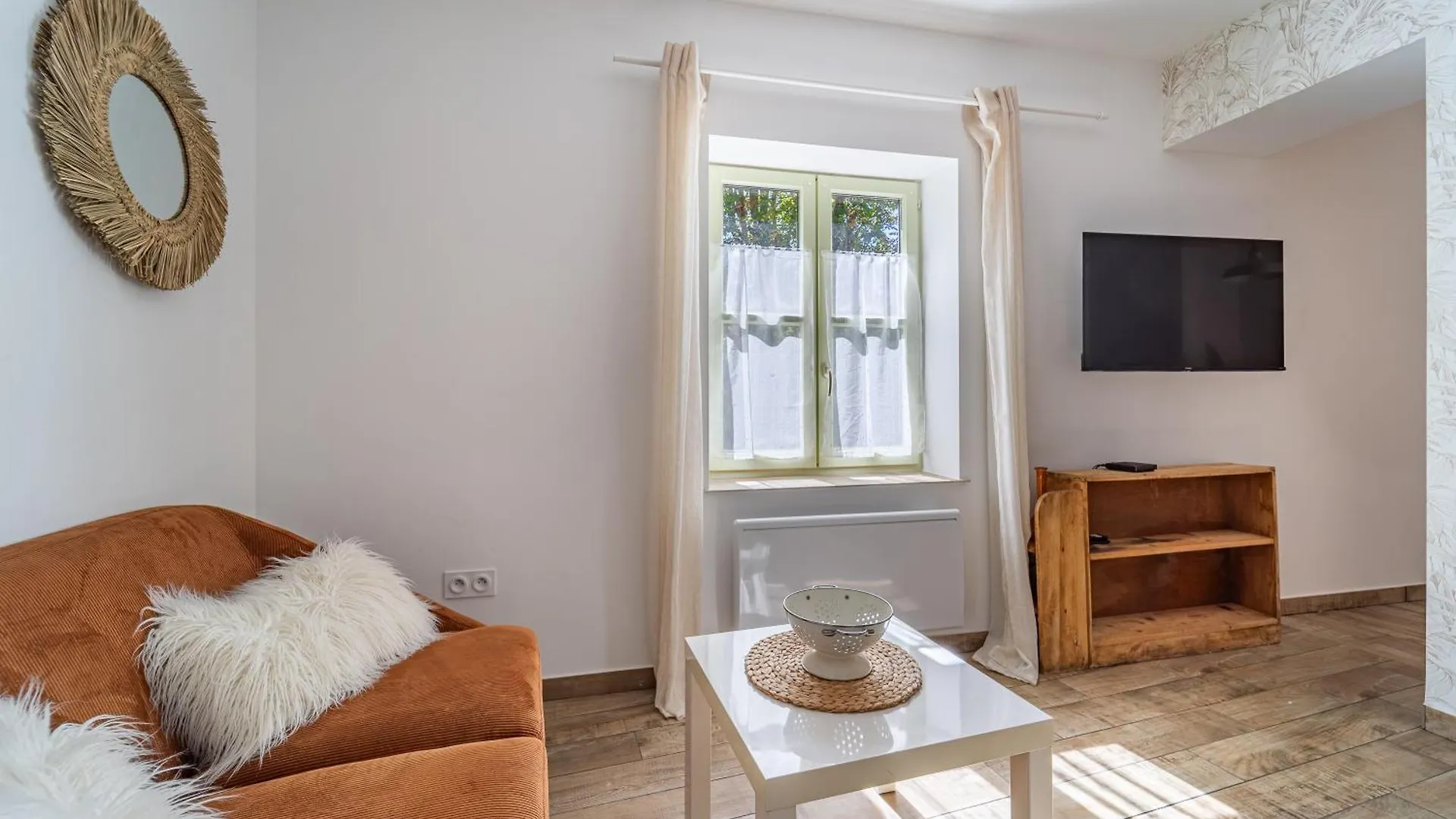 Cosy Room'S Frontonas 0*,  France